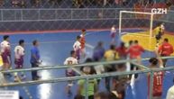 Tragične scene u Brazilu: Futsaler izveo aut, pa se srušio i umro na terenu! Poruka njegove majke slama srca