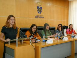 Tribina o autizmu: Mama, šta će biti sa nama