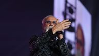 Dino Merlin pokušava da se "opere" od ratnohuškačkih pesama koje je snimao: Tvrdi da je obmanut