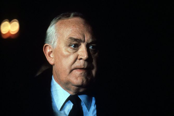 Joss Ackland, Džoš Ekland