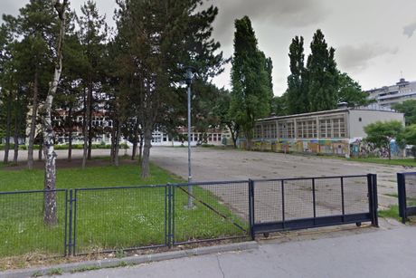 Osnovna škola  Ivan Gundulić na Novom Beogradu