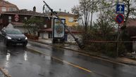 Turski grad Adanu pogodilo snažno nevreme, orkanski vetar oborio građevinski kran