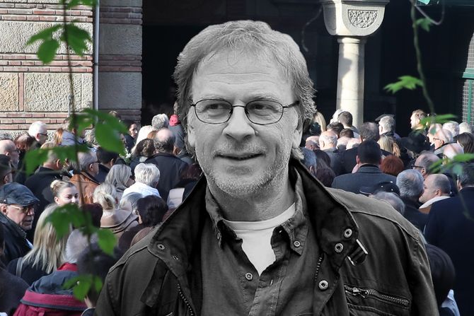 Žarko Laušević, Ispraćaj na kremaciju Žarko Laušević, Ispraćaj na kremaciju