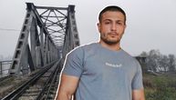 "Radio je u fabrici, bio za primer": Filipov (21) auto nađen otključan kod mosta, zabrinuti drugovi ga traže