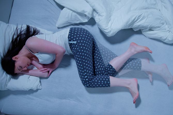 nemirne noge, sindrom nemirnih nogu, noge, spavanje nemirne noge, sindrom nemirnih nogu, noge, spavanje