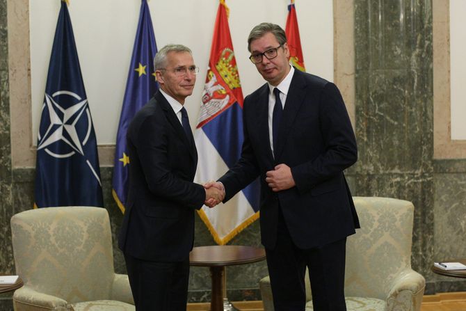 VUČIĆ STOLTENBERG SASTANAK