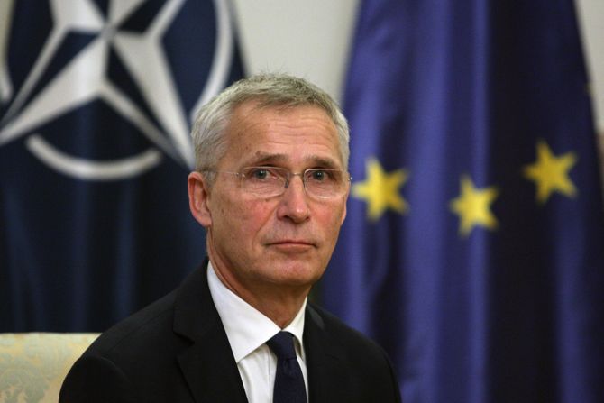 VUČIĆ STOLTENBERG SASTANAK