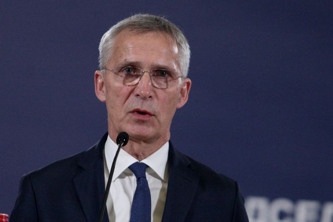 VUČIĆ STOLTENBERG OBRAĆANJE