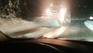 Oprez u vožnji: Kolovozi vlažni u nižim predelima i ima snega do 5 centimetara