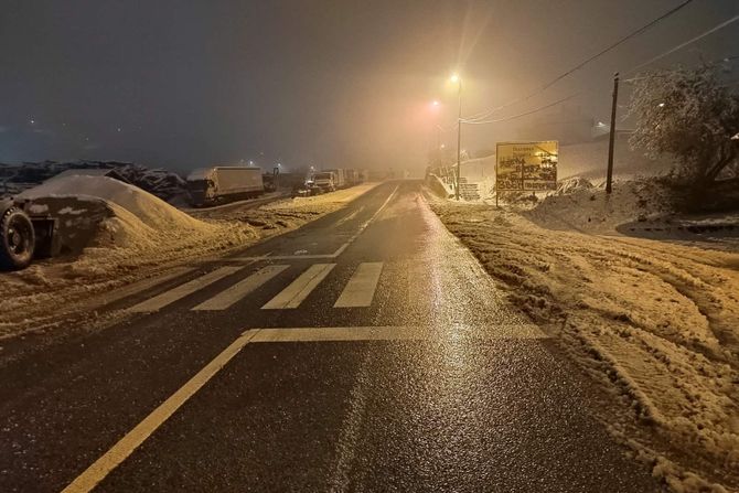 Zlatibor sneg Zlatiborski okrug rohodni svi putevi u zlatiborskom kraju