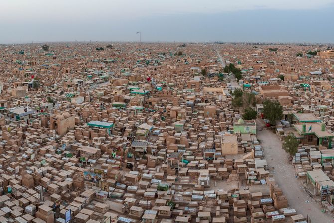 Wadi Al-Salam, najveće groblje Irak