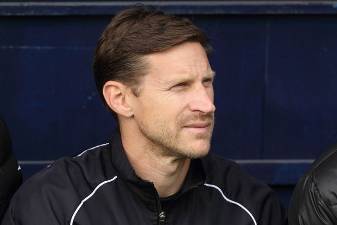 Fudbal trener Željko Kalajdžić Fudbal trener Željko Kalajdžić