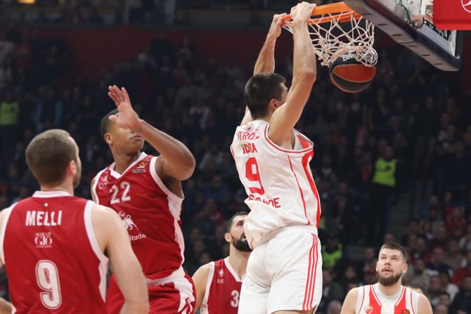 KK Crvena zvezda - KK Olimpija Milano