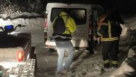 U Vranju evakuisana 24 putnika: Proglašena vanredna situacije zbog snega