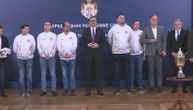 Predsednik Vučić primio zlatne šahiste, pa poručio: "Sledeće godine, ovaj sport dobija tri puta veći budžet"