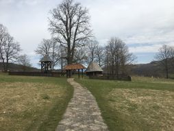 Takovo, crkva brvnara