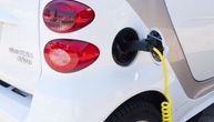 Vesić: Ove godine subvencionisaćemo kupovinu isključivo električnih vozila