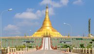 Nejpjido je glavni grad Mjanmara i izgleda grandiozno, ali u njemu malo ko živi i niko ga ne posećuje