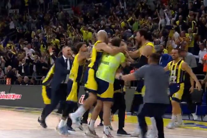 Jam Madar, KK Fenerbahče