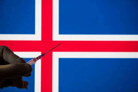 Vakcinacija Island