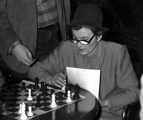 Milunka Lazarević, šahistkinja Milunka Lazarević, šahistkinja