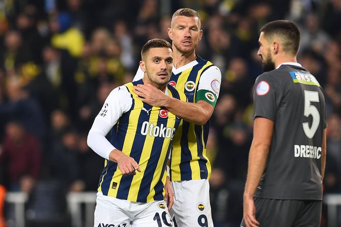 Dušan Tadić i Edin Džeko FK Fenerbahče Dušan Tadić i Edin Džeko FK Fenerbahče