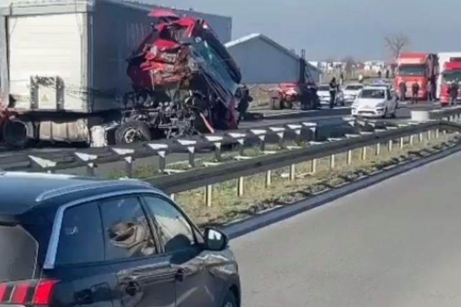 Saobraćajka kod Novih Banovaca Saobraćajka kod Novih Banovaca