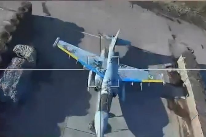 Su-25