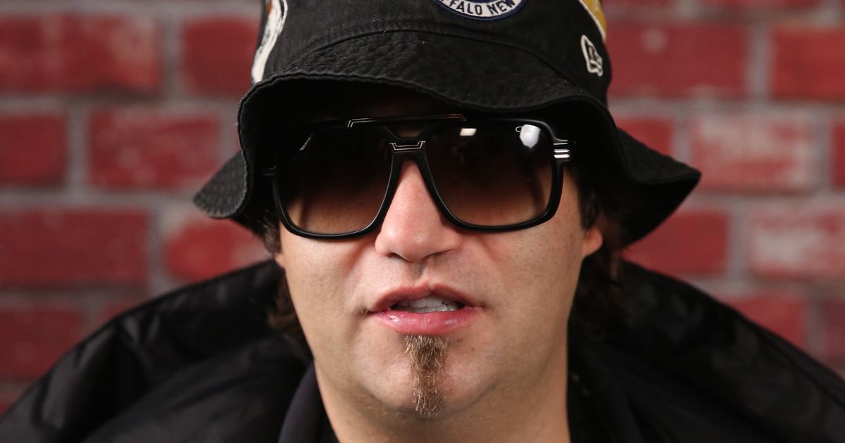 Stefan Đurić Rasta hitno primljen u bolnicu: Došao u pratnji devojke ...