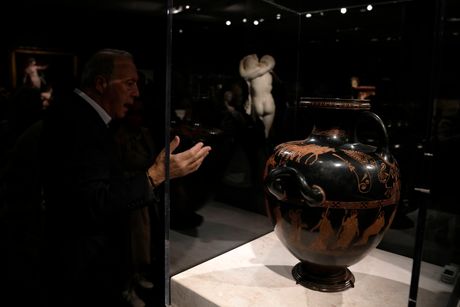 Britanski muzej pozajmio Muzeju Akropolja starogrčki vrč za vodu