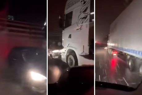 Kamion vuče automobil kod graničnog prelaza Maljevac