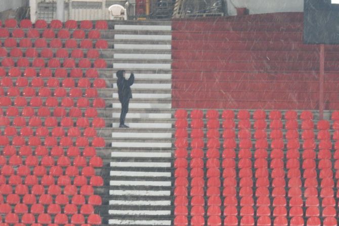 Usamljenik, stadion "Rajko Mitić"