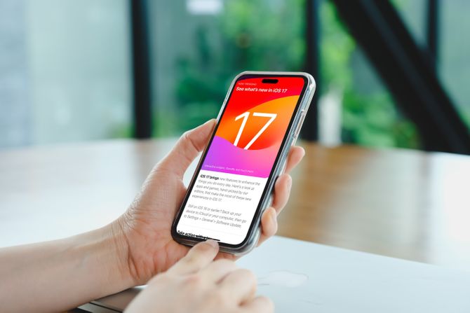 iOS 17, Apple, iPhone