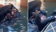 Hteli su atraktivan selfi, pa završili u ledenoj vodi: Nesvakidašnja scena u Veneciji, gondola nije izdržala