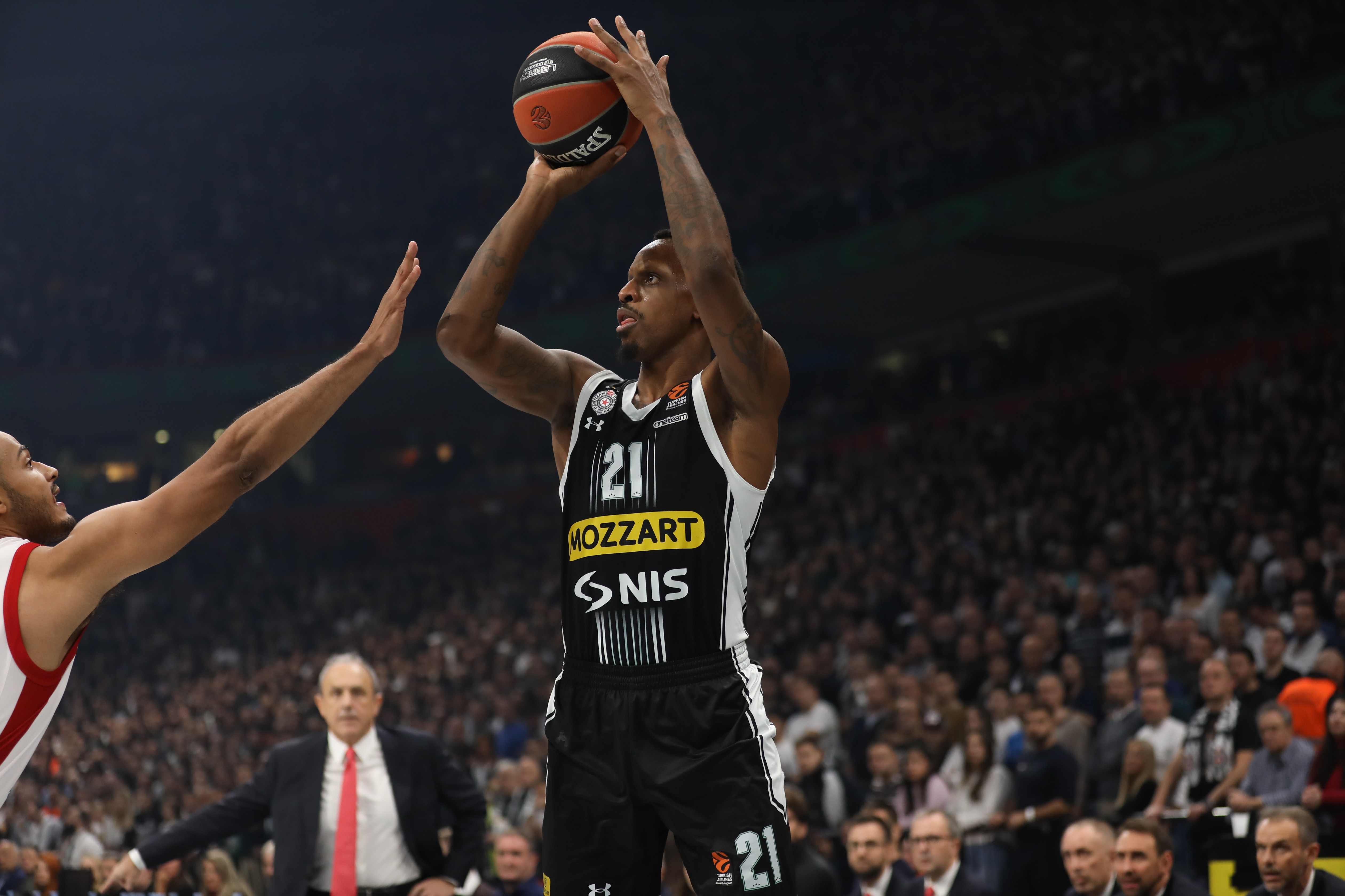 Džejms Naneli ponovo pokazao klasu u Grčkoj, pa poručio: "Bolji sam od mnogih igrača u Evroligi"