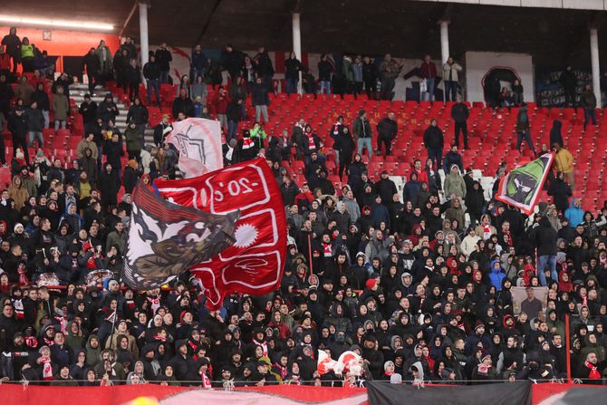 Delije Sever, FK Crvena zvezda