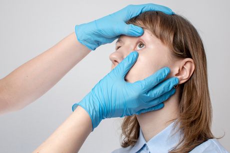 pregled oka, očni lekar, offtamolog
