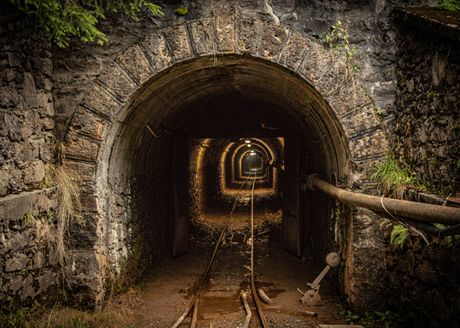 rudnik, rudarsko okno, tunel