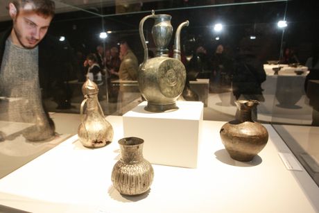 Otvorena izložba metalnih posuda od 13. do 19. veka u Narodnom muzeju