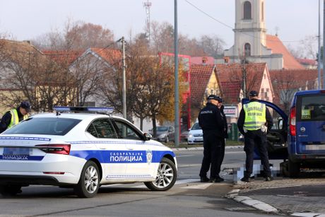 Saobraćajna nesreća, udes, Žena umrla za volanom na Novom Beogradu