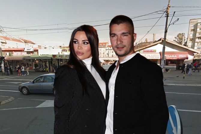 Bojana i Mirko Šijan, Bajlonijeva pijaca Bojana i Mirko Šijan, Bajlonijeva pijaca
