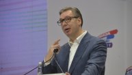 Vučić: Na svim biračkim mestima danas veoma ubedljiva pobeda liste "Srbija ne sme da stane"