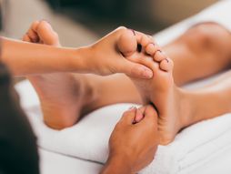 masaža stopala, masaža, stopala