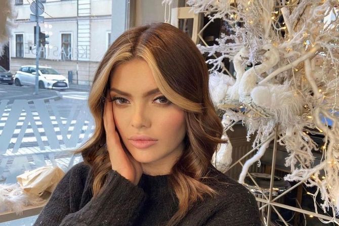 Ella Dvornik Ella Dvornik