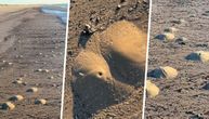 Prizor na plaži iznenadio šetače: Pojavila se gomila "mini vulkana", samo da ne guraju prste unutra