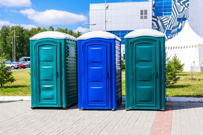 javni wc, toalet, toi toi, toilet public javni wc, toalet, toi toi, toilet public