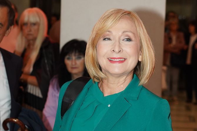 Vesna Radosavljević Vesna Radosavljević