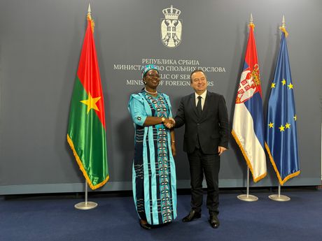 Ministar Dačić se sastao sa šeficom diplomatije Burkine Faso, Olivija Ragnanevende Ruambi