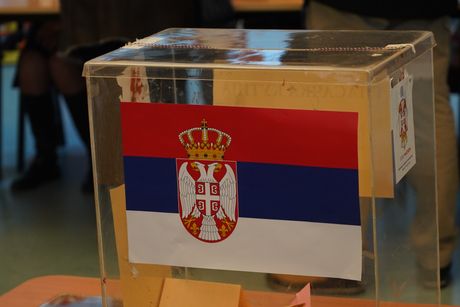 Izbori 2023 glasači glasanje glasačka kutija