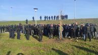 Policija sprečila sukob velikih razmera: Uhapšeno 50 navijača splitskog Hajduka na Savskom nasipu